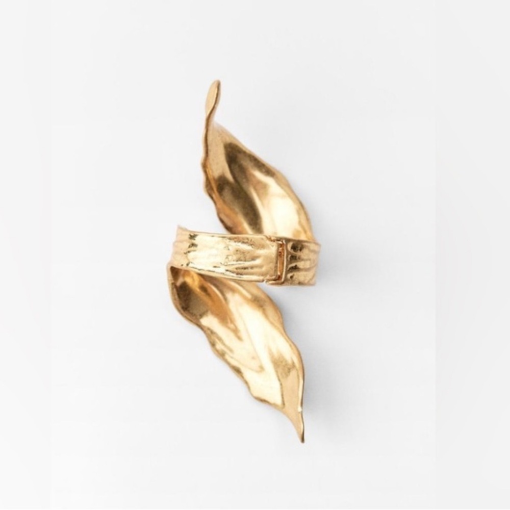 Zara NWOT gold metal leaf arm cuff 1856/034 - Picture 4 of 8
